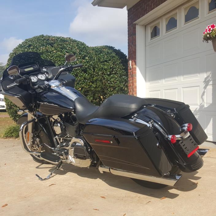 2012 Harley-Davidson ROAD GLIDE CUSTOM