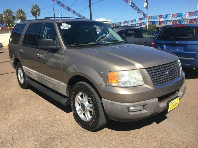 2003 Ford Expedition XLT 4dr SUV