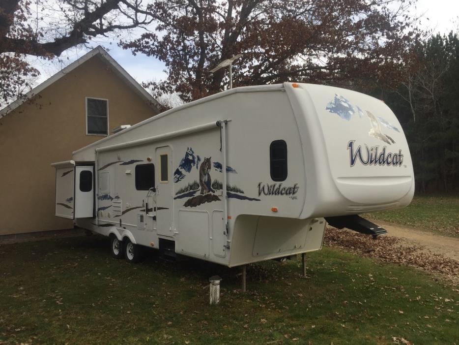 2008 Forest River WILDCAT 32QBBS