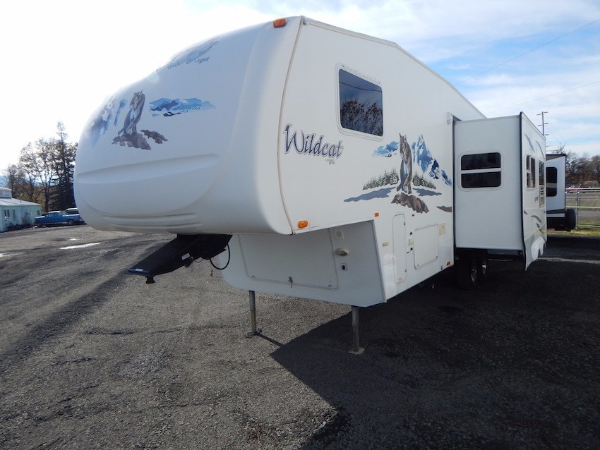 2007 Forest River WILDCAT 31BHS