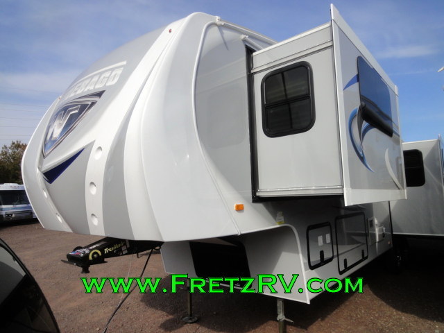 Winnebago Latitude 35rl Luxury Fifth 5th Wheel Camper Trader RV