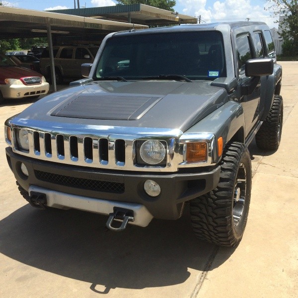 2009 HUMMER H3 4WD call 903-416-9007