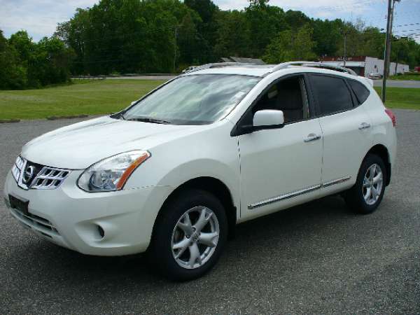 2011  Nissan  ROGUE  AWD