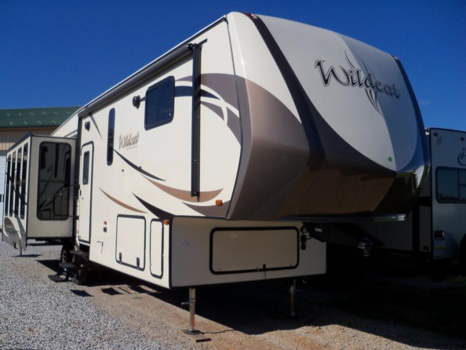 2017 Forest River WILDCAT 32WB