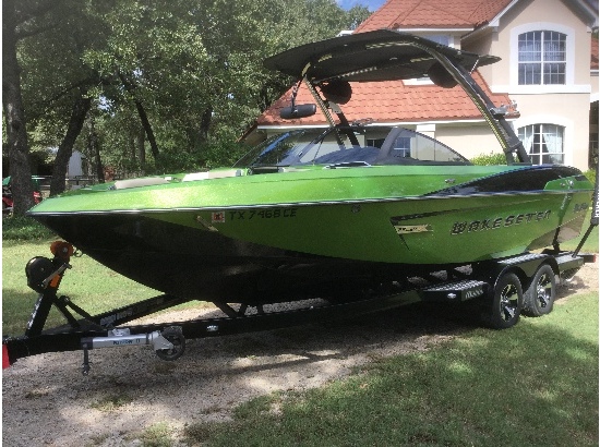 2014 Malibu 23 LSV