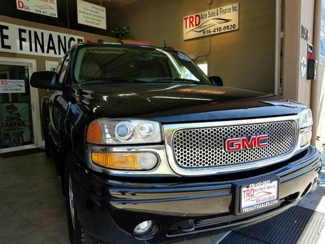 2004 GMC Sierra 1500 Extended Cab Denali Pickup 4D 6 1/2 ft