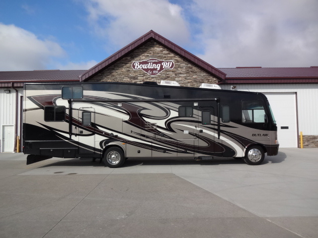 Thor Motor Coach Outlaw 37LS