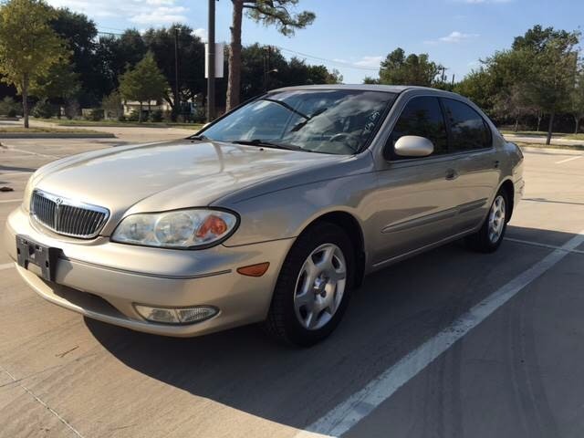 2001 Infiniti I30 4dr Sdn Luxury