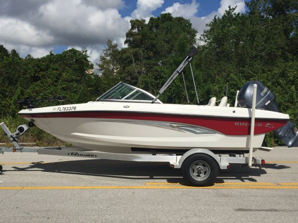 2013 Rinker 185 FS