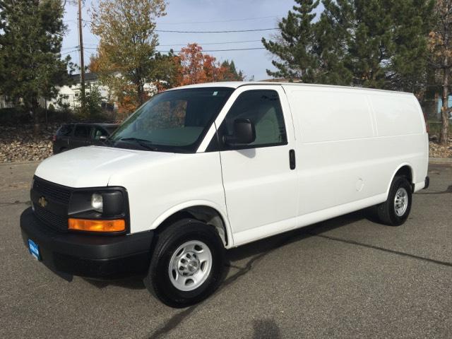 2009 Chevrolet Express 2500  Cargo Van