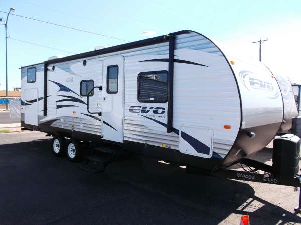 2017  Forest River  EVO 2550 BH