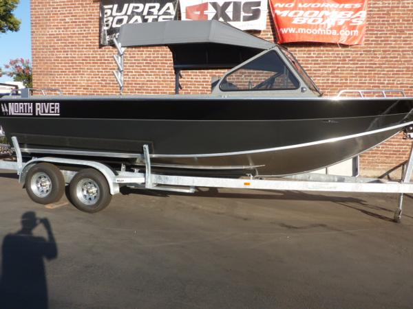 2017 North River 22' Seahawk - welded frame top