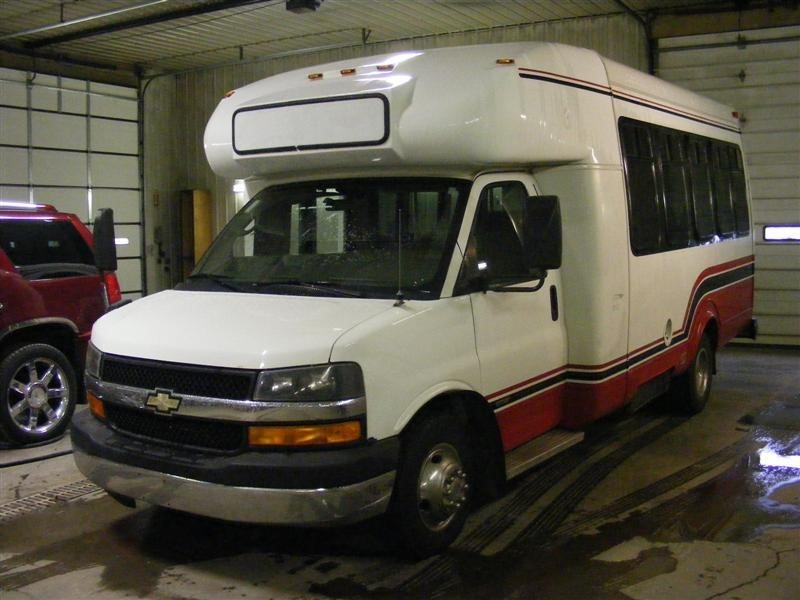 2008 Chevrolet G3500  Passenger Van