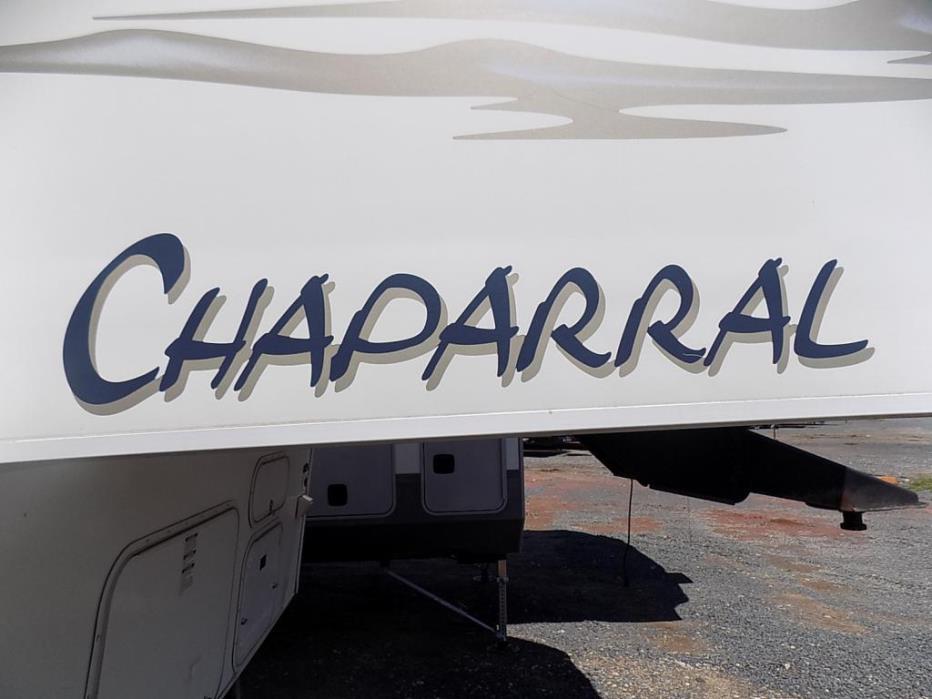 2004 Coachmen Chaparral 247RKS