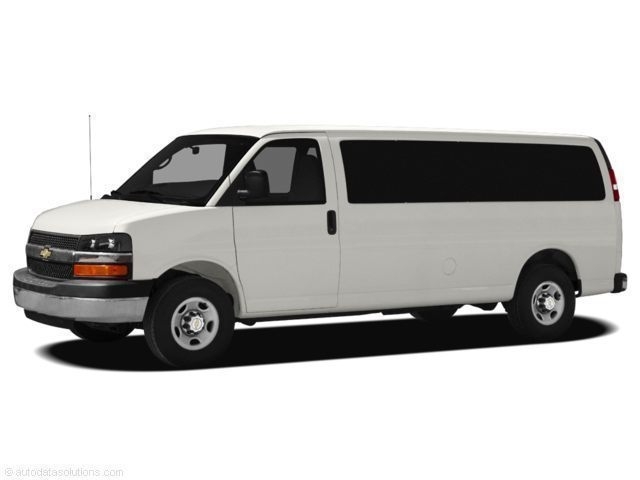 2011 Chevrolet Express 3500  Passenger Van