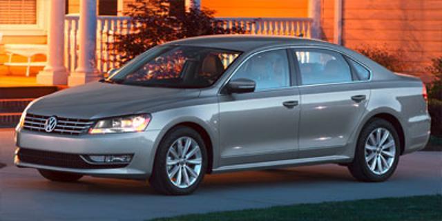 2013 Volkswagen Passat SE PZEV