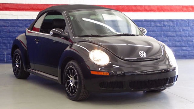 2008 Volkswagen New Beetle Convertible 2dr Automatic S