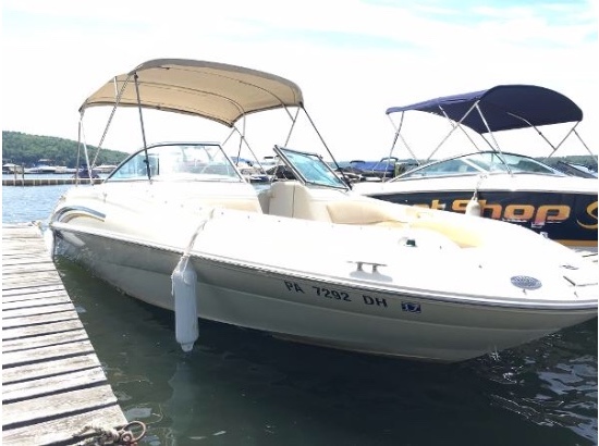 2000 Sea Ray 210