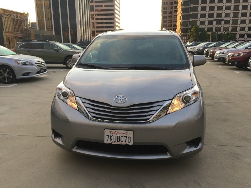 2015 Toyota Sienna 5dr 8-Pass Van LE FWD