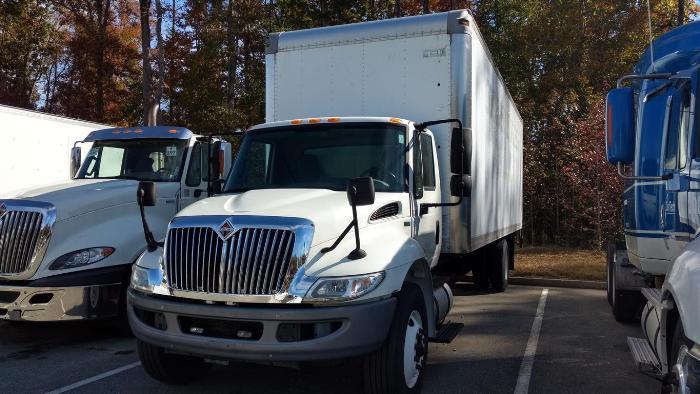 2013 International 4300  Conventional - Day Cab