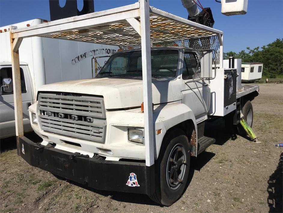 1983 Ford F650  Bucket Truck - Boom Truck