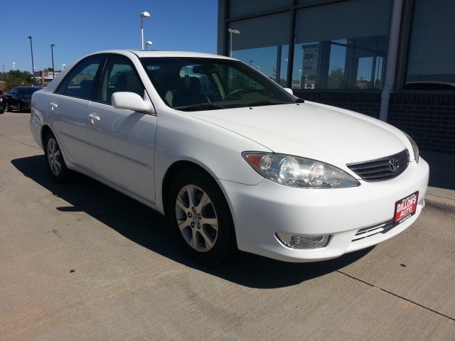 2005 Toyota Camry XLE