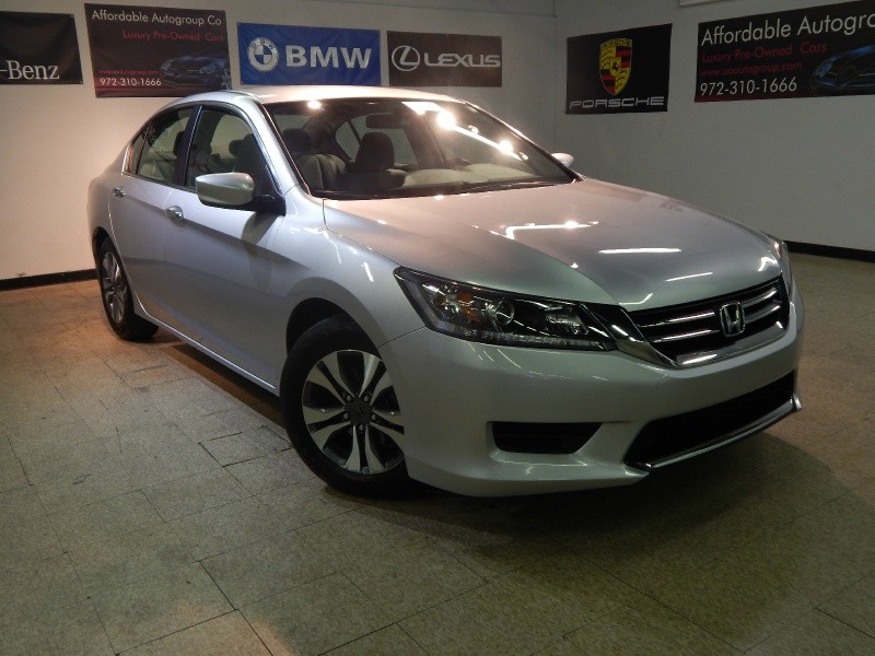 2013 Honda Accord Sdn CVT LX-Backup Cam-Bluetooth-26k mi-WRNTY