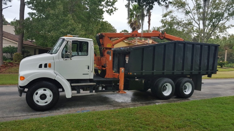 2004 Sterling L8500  Grapple Truck