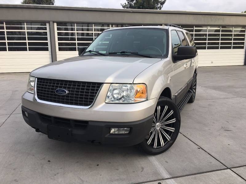2006 Ford Expedition XLT 4dr SUV 4WD
