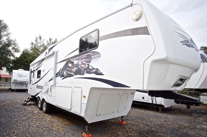 2008 Keystone Rv Montana 2955RL