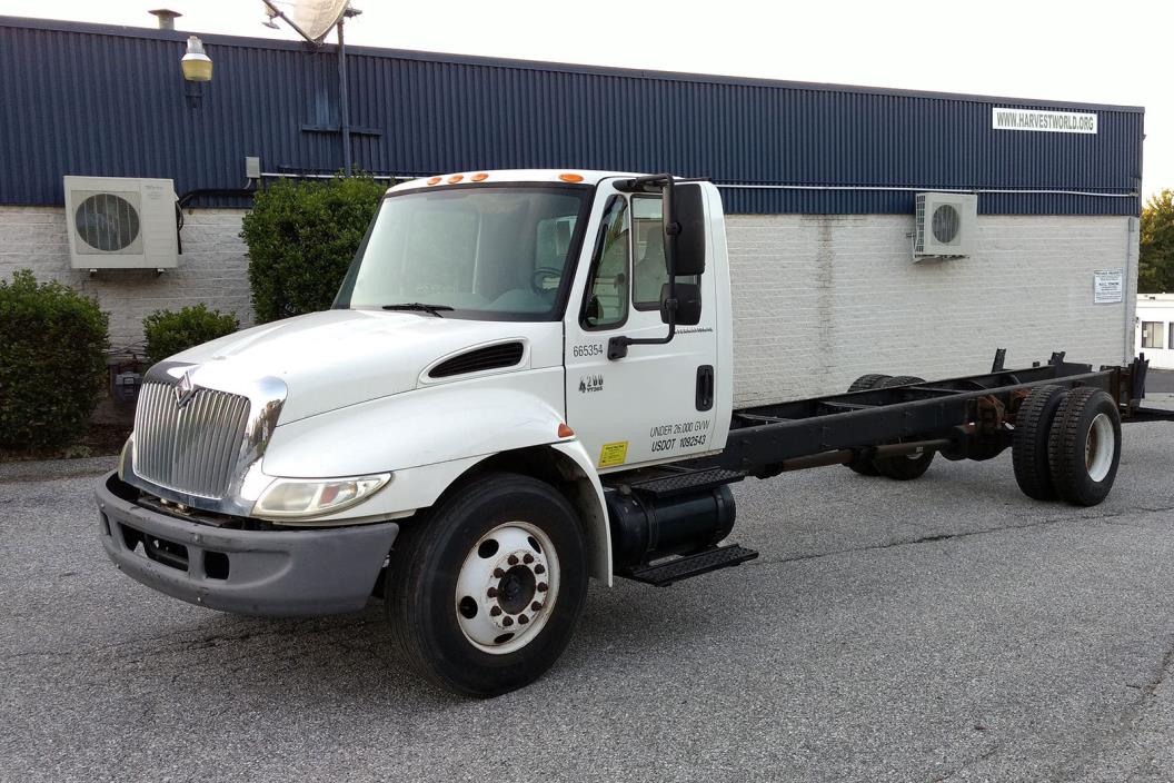 2007 International 4200  Cab Chassis