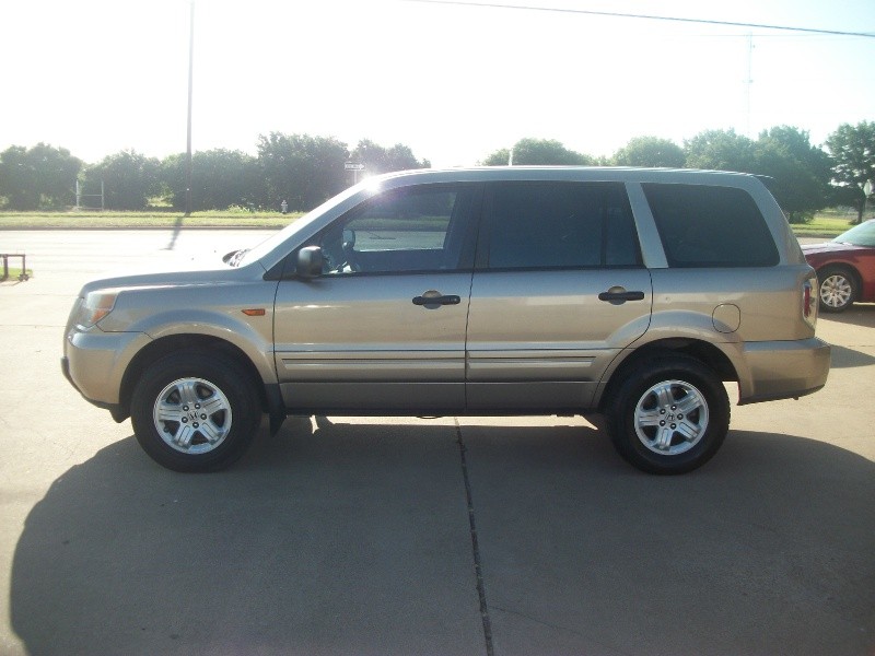 2006 Honda Pilot 2WD LX AT