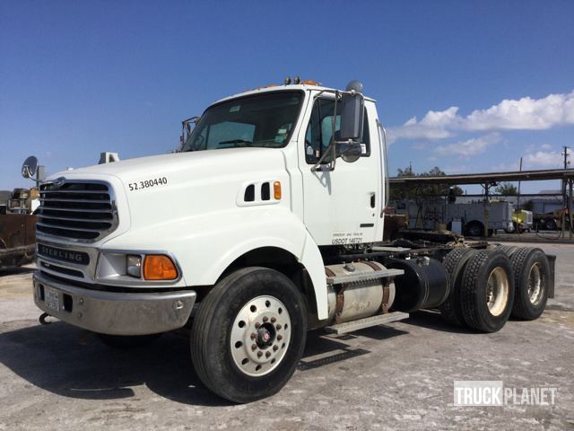 2007 Sterling L9500  Conventional - Day Cab