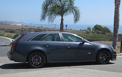 2013 Cadillac CTS V Wagon 4-Door 2013 Cadillac CTS V Wagon 4-Door 6.2L