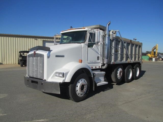 2006 Kenworth T800  Dump Truck