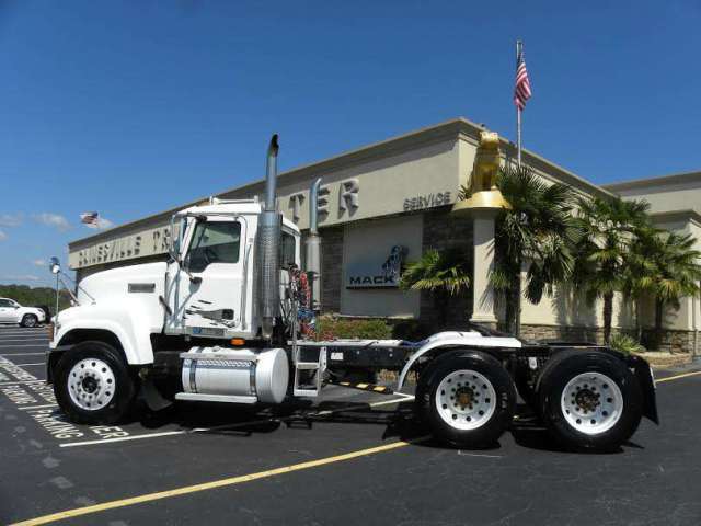 2006 Mack Ch613  Cab Chassis