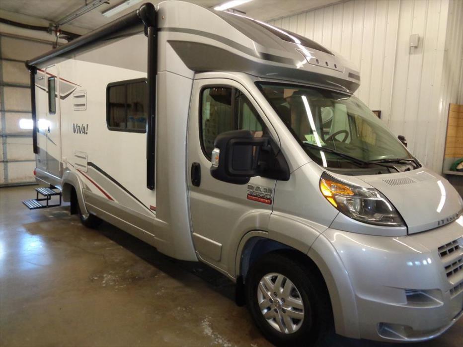 2014 Itasca Viva 23B