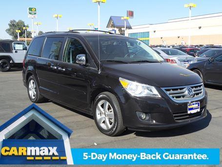 2010 Volkswagen Routan SEL Premium