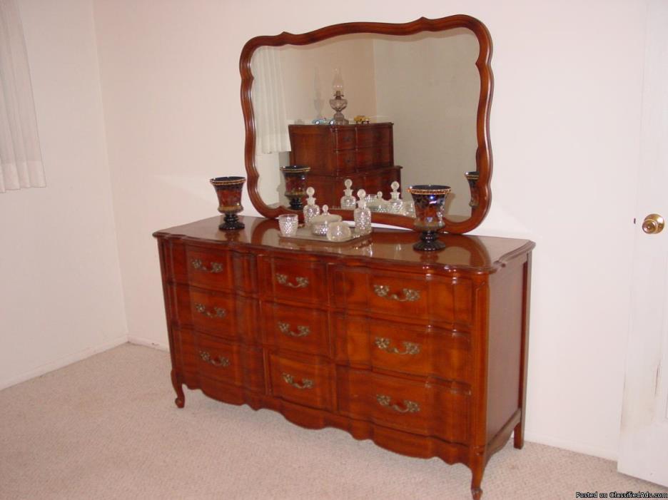 4 Piece French Provenial bedroom set