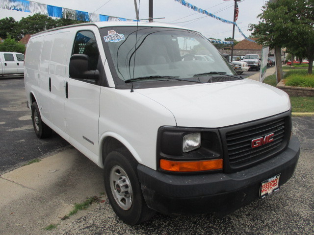 2004 Gmc Savana  Cargo Van