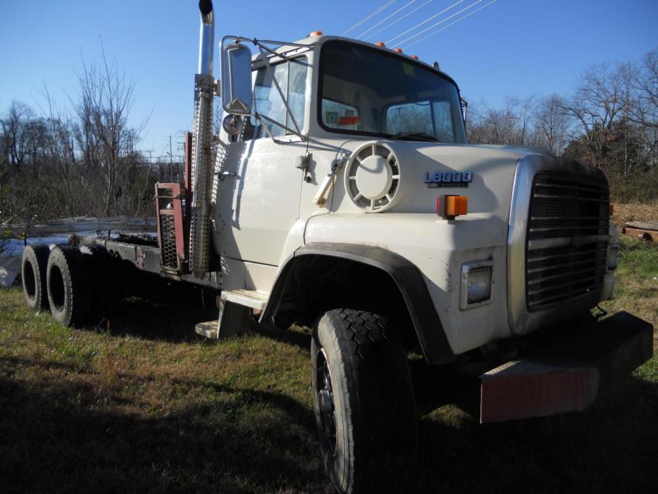 1990 Ford L8000  Cab Chassis