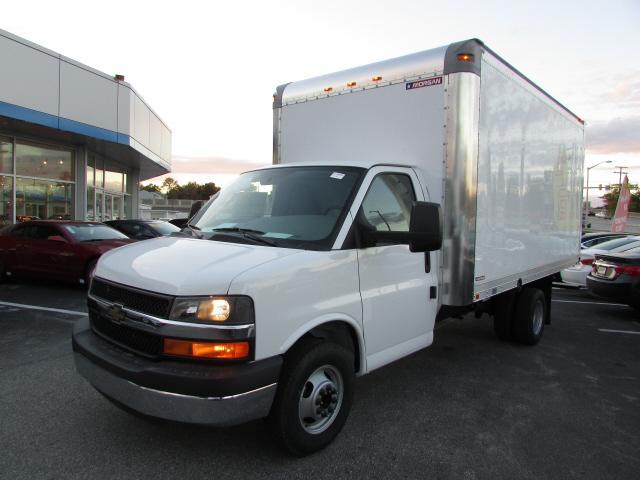 2015 Chevrolet Express 3500  Cutaway-Cube Van