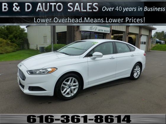 2014 FORD FUSION SE - Clean Carfax! Bluetooth! Power Seat!