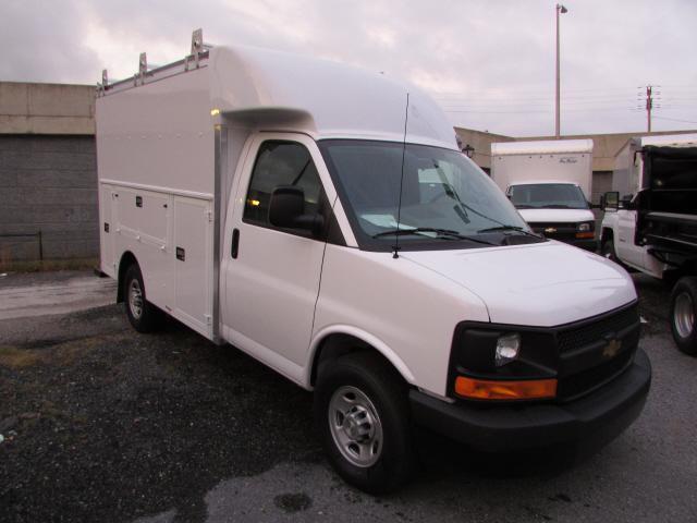 2016 Chevrolet Express 3500  Cutaway-Cube Van