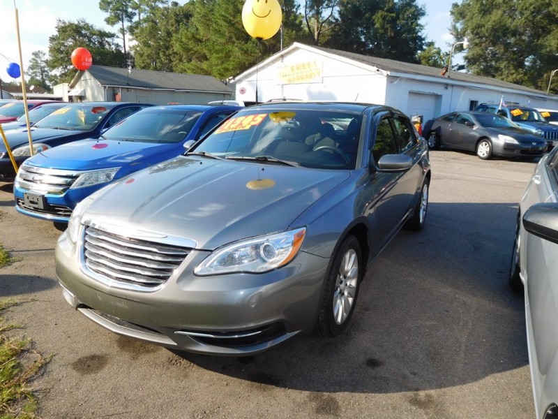 2012 Chrysler 200 LX