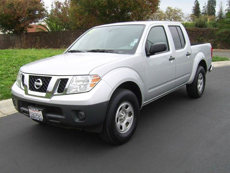 2012 Nissan Frontier S V6 4x2 4dr Crew Cab SWB Pickup 5A