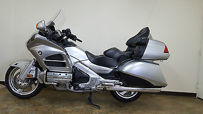 2015 Honda Gold Wing  2015 Gold Wing GL18HPM Audio Comfort with heated seats, grips and foot warmers