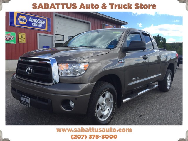 2013 Toyota Tundra 4WD Truck