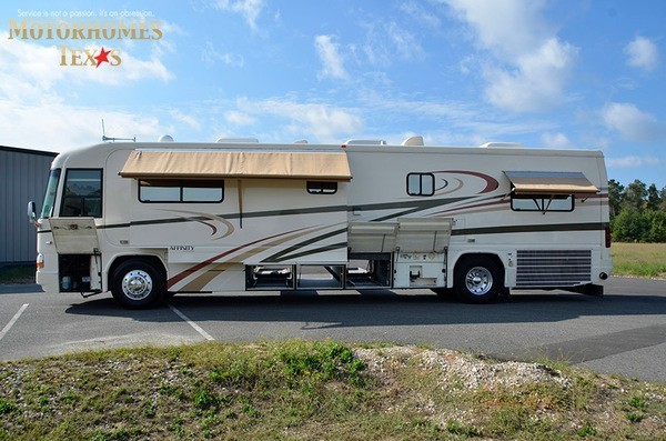 2000 Country Coach Affinity 40 Chateau