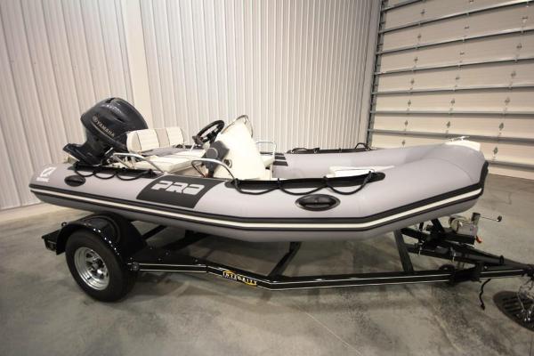 2017 Zodiac Bayrunner Pro 420 PVC 50hp On Order